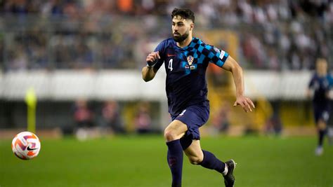 Manchester City signs Croatia center-back Joško Gvardiol from Leipzig